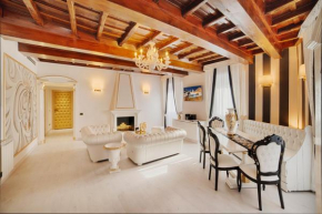  Trevi Fountain Luxury Home  Рим